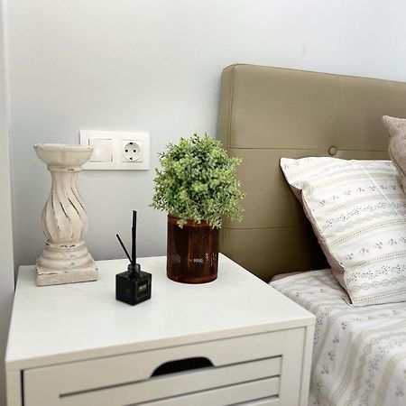 Near Acropolis New 2 Bedrooms Apt In Koukaki Atenas Exterior foto